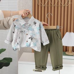 Les vêtements fixent la tendance du costume de garçons en deux pièces pour les enfants en Chine Spring and Automne.