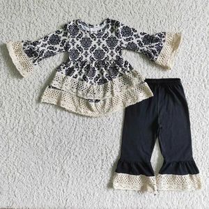 Conjuntos de ropa Llegadas para niños pequeños Primavera Otoño Moda Bebés Niñas Adorno de encaje Top de manga larga Pantalones negros Venta al por mayor Boutique Traje para niños