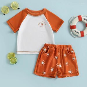 Ensembles de vêtements Baby Baby Boys Sun Bathing Fssue en deux pièces de maillot de bain à manches courtes T-shirt et shorts Rash Guard Set Swimwear