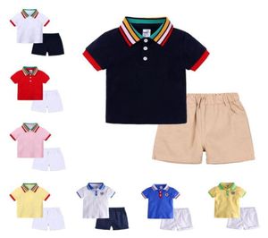 Kledingsets Toddler Boy -kleding Set gestreepte kraag shirts vaste shorts 2 stks sets babyontwerper kinderen outfits zomer kinderen kleding6117458
