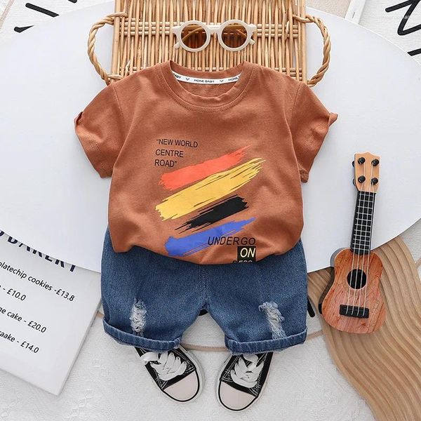 Juegos de vestimenta de ropa para niños pequeños Conjunto de ropa 2024 Summer para niños Camisetas de manga corta de moda