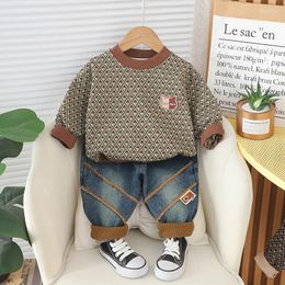 Conjuntos de ropa Niños pequeños Ropa de diseñador de lujo 2024 Primavera Casual O-cuello Jersey Camisetas de manga larga Tops y pantalones 2 piezas Traje de bebé