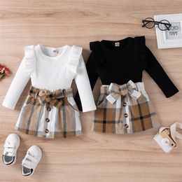 Ensembles de vêtements enfant en bas âge enfants filles 2 pièces tenue à manches longues tricoté côtelé couleur unie hauts boutons nœud papillon Plaid Mini jupe ensemble 9M-4T 221110