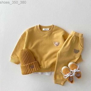 Ensembles de vêtements Toddler Tenues Baby Boy Tracksuis Tracksuis Cute Bear Head Embroderie Sweatshirt and Pantal