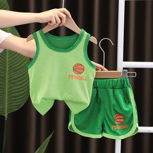 Kledingsets Peuter Zomerkleding voor Kinderen Mode Breathe Letter Print Mouwloos Vest en Shorts Kinderen Voetbalpakken Baby Boy Outfit 230626