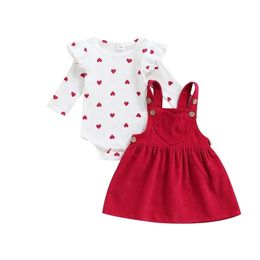 Ensembles de vêtements Valentine Infant Baby Girl's Suit Two-Piece Heart Pattern Ruffle Long Sleeve Round Neck Romper Suspender Skirt 221103