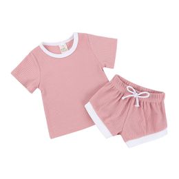 Ensembles de vêtements en gros 2023 Summer Children's Stories born Boys and Girls T-shirt Shorts Set 2 pièces Vêtements pour enfants Rib Top + Bloomer