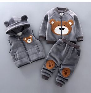 Ensembles de vêtements Hiver Bébé Filles Vêtements à capuche Enfants Ensembles de Noël VestCoatPant 3 pièces Costumes de garçon Dessin animé Ours Vêtement pour enfants 1-4 ans 230912