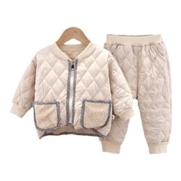 Ensembles de vêtements hiver enfants garder au chaud vêtements automne enfants garçons filles épaissir coton veste pantalon 2pcssets bébé infantile survêtements décontractés 231027