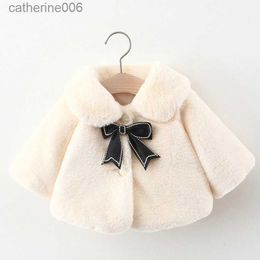 Kledingsets Winterjas voor babymeisjes Kleding Mode Kerst Prinses Mantel Herfst Warm Nepbont Meisjesjas Pluche Baby Uitloper 2023 NewL231202