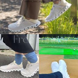 Cloudmonster Cloud Travel Outdoor Recreatie Vrouwen Mannen Running X 3 Zwart Wit Gray Multi Color Shoes