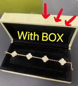 Bracelet de trèfle pour femmes Bijoux de créateur de luxe Bracelets à quatre feuilles 18k Gold Silver Plate Agate Diamond Fashion Chaîne de charme de mariage Cadeau de mariage avec boîte