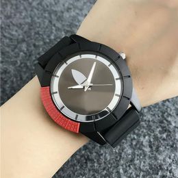 Clover Brand Quartz horloges voor Vrouwen Mannen Unisex met 3 Bladeren bladstijl wijzerplaat Siliconen band AD 20295p
