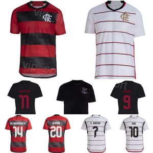 Club CR Flamengo Soccer 10 Gabriel Barbosa Maillots 6 Ayrton Lucas 29 Victor Hugo 4 Leo Pereira 14 Giorgian de Arrascaeta Kits de maillots de football Uniforme 23 2024 Équipe masculine