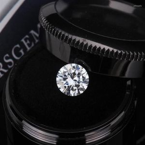 Clusterringen 100% echte Moissanite diamant losse edelsteen VVS1 D kleurloos 3 uitstekende ronde briljant geslepen steen DIY sieraden Lab273C