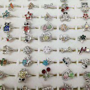 Cluster Ringen 10 stks/partij Trendy Kleurrijke Kristal Voor Meisjes Mix Stijl Verzilverd Strass Hart Dier Sieraden Kinderen Verstelbaar