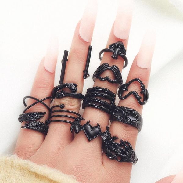 Anillos de racimo 12 PCS / Set Vintage Angel Wings Black Heart Moda Esqueleto creativo Cinco garras para mujeres Anillo Conjuntos de joyería Regalo