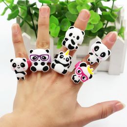 Anillos de clúster 12 piezas/set lindo anillo de panda silicona dedo de silicona al por mayor para niñas accesorios para niños regalos del día infantil
