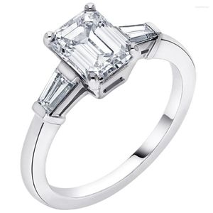 Bagues en grappe 14K Au585 Bague en or blanc Femmes Mariage Anniversaire Fiançailles Trapèze Rectangle Émeraude Moissanite Diamant Élégant Mignon