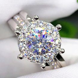 Cluster ringen 18K Au750 wit goud vrouwen bruiloft verlovingsring 1 2 3 4 5 ronde Moissanite Diamond Crown draait elegant