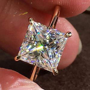 Cluster Ringen 18K Au750 Geel Goud Vrouwen Bruiloft Verlovingsring 1 2 3 4 5 Vierkante Prinses Moissanite diamant Trendy Klassieke