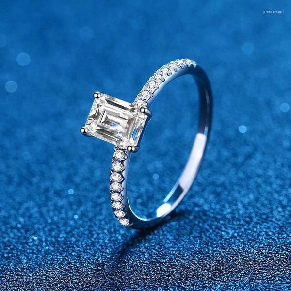 Anillos de racimo 1CT 2CT Anillo de compromiso de moissanita de corte radiante para mujeres Alianza de boda de diamantes de plata esterlina Certificado GRA