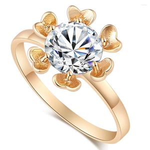 Bagues de cluster 2023 CZ Pierre Mode Bijoux Femme Or Couleur Mignon Tournesol Cristal De Mariage Pour Les Femmes De Haute Qualité En Gros