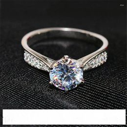 Cluster Ringe 2023 Schmuck Klassische Sechs-Klauen-Ring Imitation Zirkon Frauen Luxus für Männer