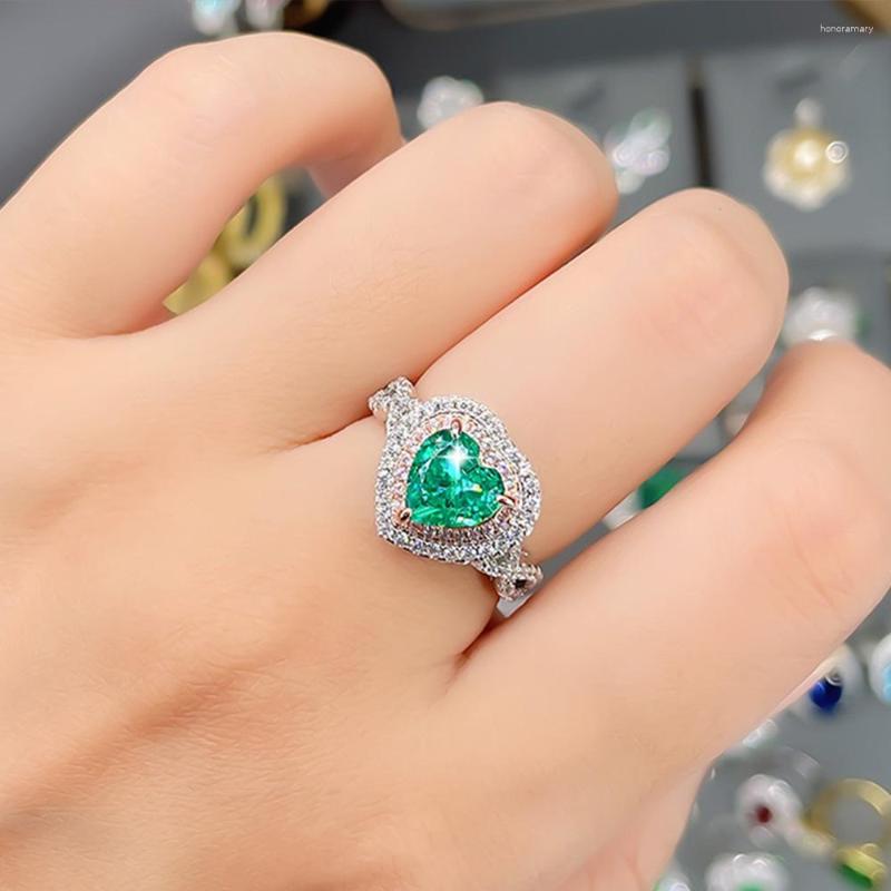 Кластерные кольца 2023 S925 Серебро импортировано с высоким содержанием углеродного алмаза, зеленый, 8, продавец кольца в форме сердца для женщин