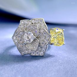 Bagues de grappe 2023 S925 en argent Sterling 8 diamant jaune fleur coupe haute qualité sentiment camélia bague de mode pour les femmes