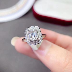 Clusterringen 2023 Glanzende Moissanite edelstenen ring voor vrouwen sieraden verloving bruiloft 925 Sterling zilveren verjaardagscadeau