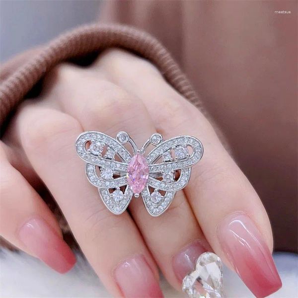 Bagues de cluster 2023 Sweet Simple Art Rose Cubique Zircone Réglable Creux Papillon Bague Femme Concert Dîner Bijoux Accessoires