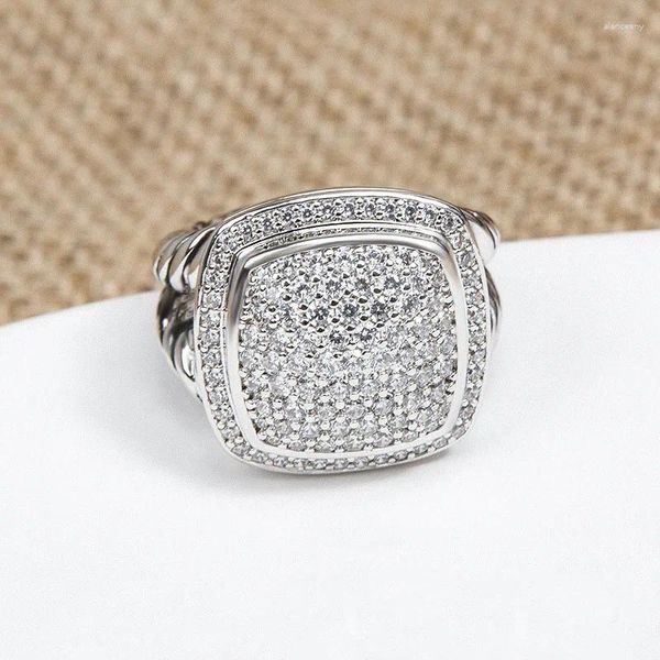 Anneaux de cluster 2024 DY Cross Border Square 17mm Zircon Imitation Diamant Style européen et américain Fil torsadé 925 Bague en argent Cadeau