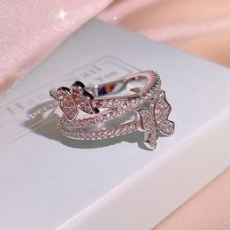 Cluster Ringen 2024 Mode Dubbele Vlinder Ring Voor Vrouwen Glanzend Kristal Zilver Kleur Bruiloft Verlovingscadeau Sieraden