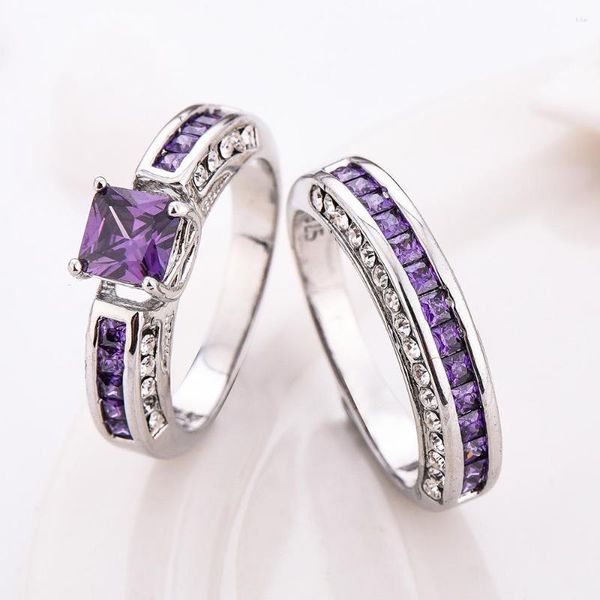 Bagues de grappe 2 pièces Bijoux de doigt de mariage couleur argent 1.5 Ct princesse violet zircon cubique ensemble femmes Anillo Bijoux