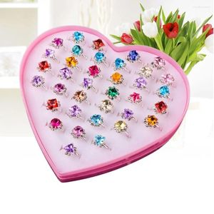 Cluster anneaux 36pcs taille ajusté enfants anneau jouet joad bijoux style aléatoire diamant