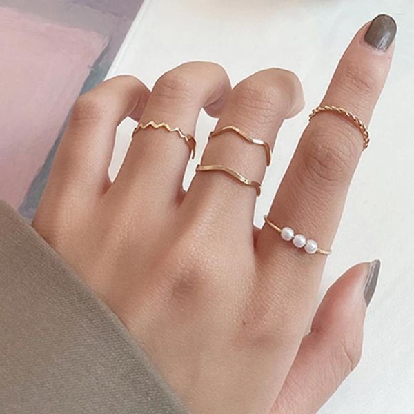 Anillos de racimo 5 PCS Conjunto de moda para mujeres Joyería Redonda Perla Simplicidad Estilo minimalista Personalidad Anillo geométrico Fiesta de bodas