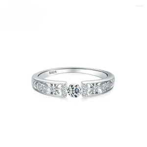 Cluster anneaux 925 Silver Ring Fashion's Fashion Single Diamond Personnalisés et niche Index de style Instagram Bijoux de mariage