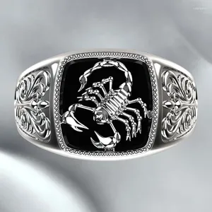 Bagues de cluster 925 Silver Style Vintage en relief Bague pour hommes Scorpion Memorial Day Punk Bijoux