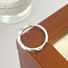 Cluster Ringe 925 Sterling Silber Unregelmäßiger offener Ring für Frauen Mädchen Einfache Mode Mobius Streifen Design Schmuck Party Geschenk Tropfen