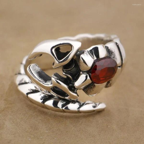 Anillos de racimo 925 plata esterlina rojo CZ piedra tribal escorpión para hombre anillo de motorista 9D002