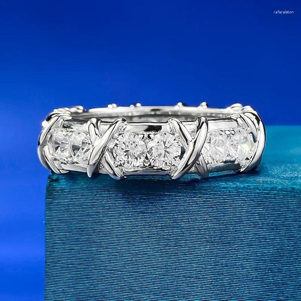 Anillos de racimo 925 Sterling Silver Round Lab Sapphire Gemstone Personalidad de la pareja Anillo de joyas finas al por mayor