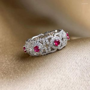 Cluster anneaux 925 Silver Sterling Ruby High Carbon Diamond Row Ring Women's Shiny Wedding Party Bijoux de la Saint-Valentin Cadeau