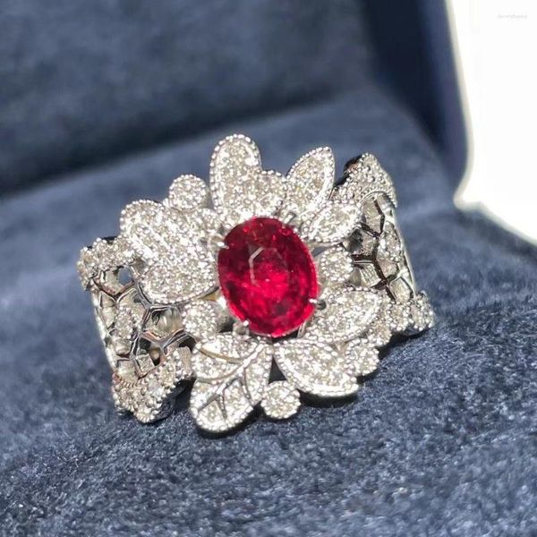 Anillos de racimo AIGS LR2023 Ruby Pure 18K Joyería de oro Natural 1.02ct Diamantes rojos Femenino para mujeres finas
