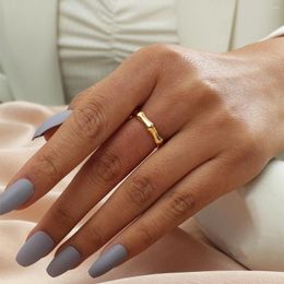 Cluster ringen Amazon Fashion Titanium Steel Premium Feeling Ring For Women Light Luxury Simple Elegant and Charming