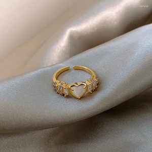 Cluster Rings Aankomst Zuid -Korea Fashion Simple Delicaty Online Celebrity Punch Heart Opal verstelbare damesjuwelenring 2024