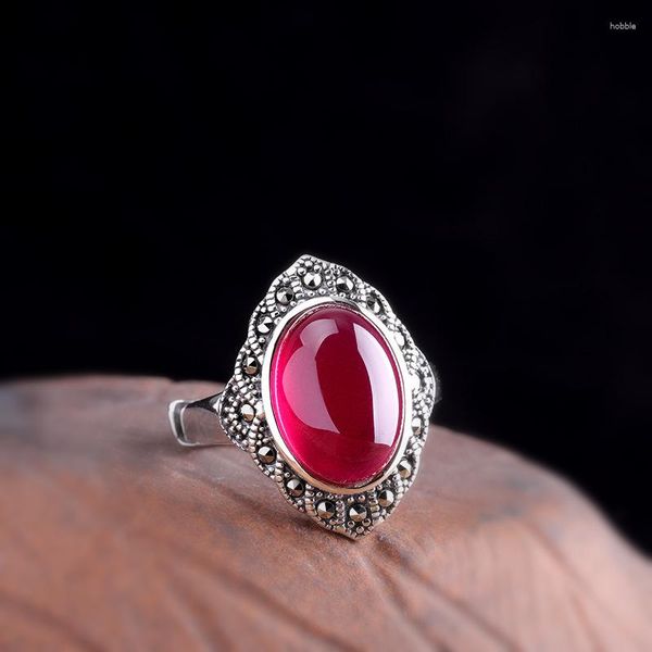 Anillos de racimo llegaron Ruby 10x14mm S925 joyería de plata esterlina con incrustaciones tailandesas damas abiertas anillo de corindón sintético rojo