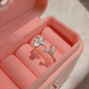 Cluster Rings Art Fashion Wedding 925 Sterling Silver Shine CZ Diamond Flower Pearl Open For Women Girl Fine Jewelry LR021