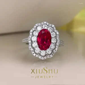 Anneaux de cluster Artificiel Pigeon Blood Ruby Bague Femme Rouge Gangyu Light Luxe Petit Design Premium Rétro Français 925 Argent