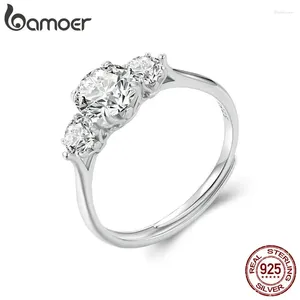 Anneaux de cluster Bamoer 1.6cttw Round Moisanite Ring pour les femmes Gold White Glated D Color Vvs1 Lab Diamond 925 Engagement en argent sterling